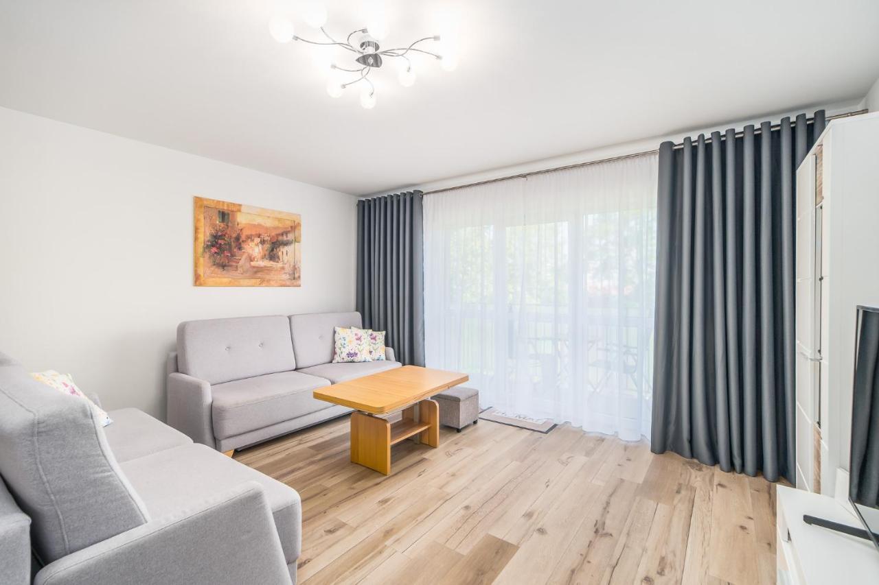 Seaside Breeze Stylish Apartment Balcony & Parking By Noclegi Renters Miedzyzdroje Exterior foto